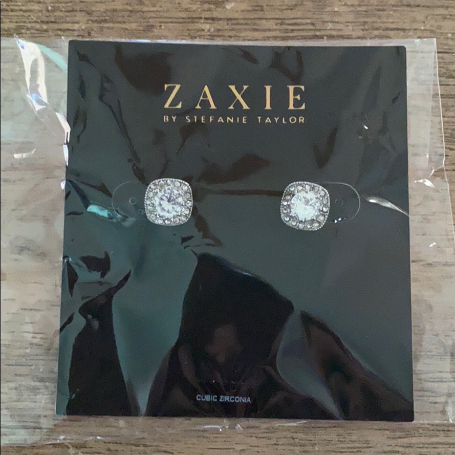 Nwt Zaxie Cubic Zirconia Stud Earrings